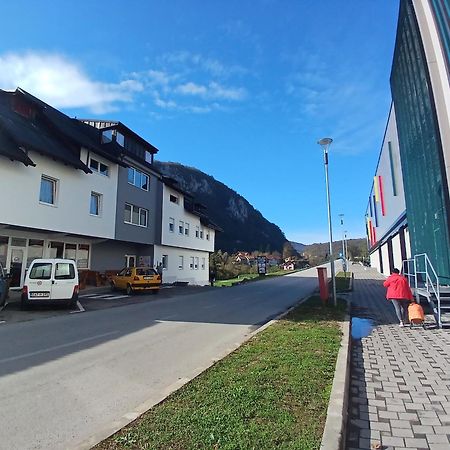 Sobe Sa Kupatilom Jajce Exterior photo